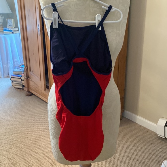 Lifeguard one piece - Picture 3 of 5